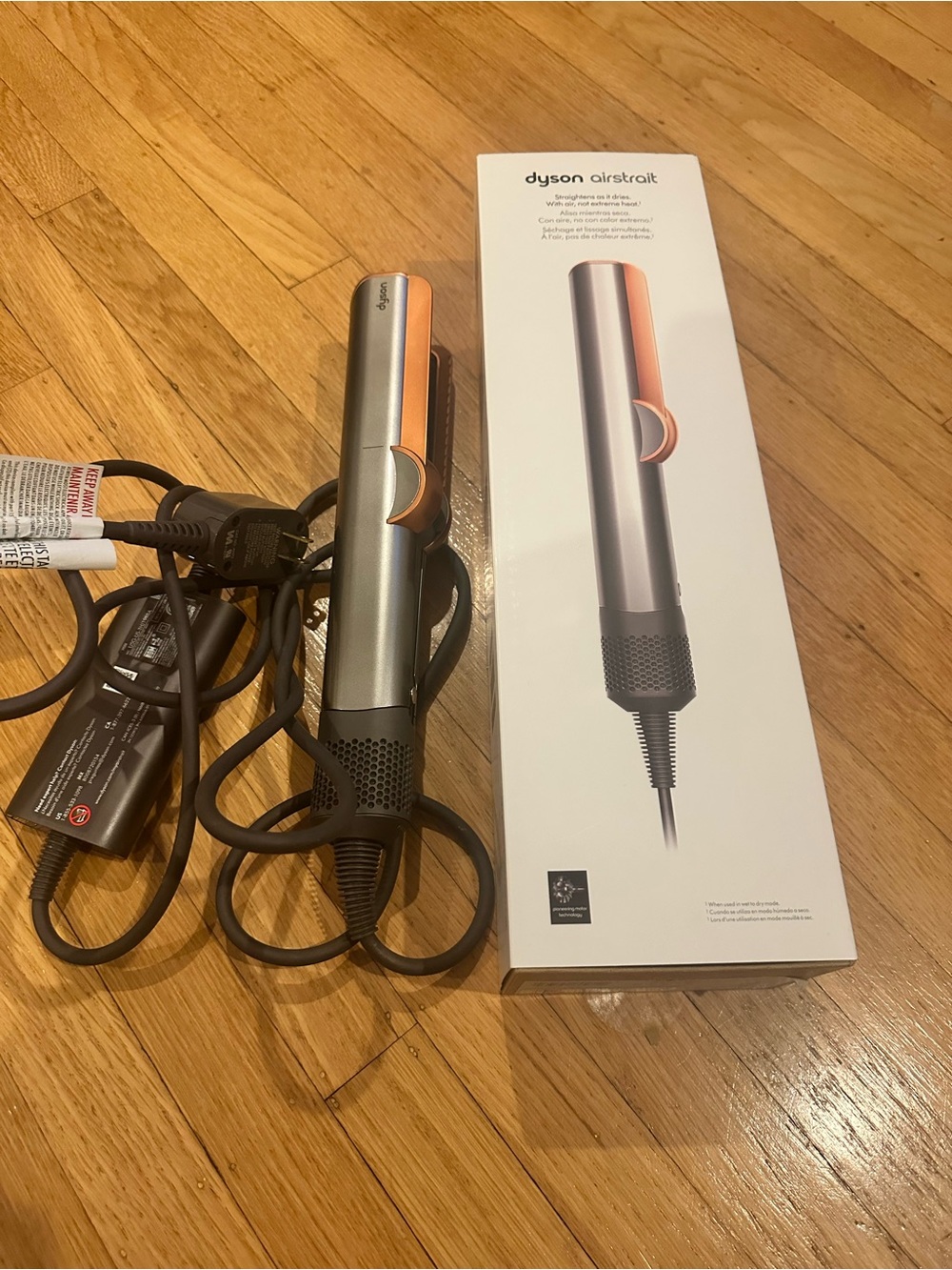 Dyson Airstraight Hair Straightener - Picture 4 of 11